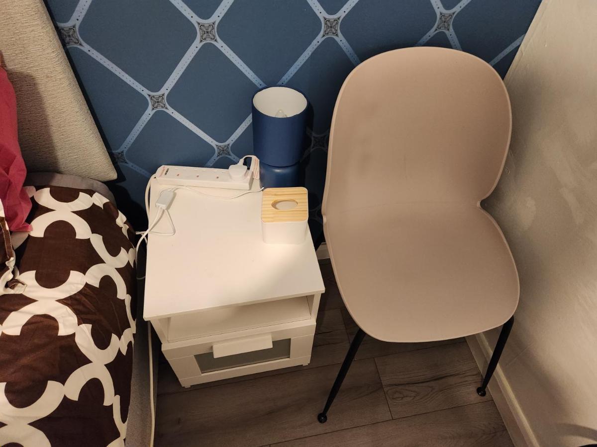 Gatwick Star Night Stay - Gatwick Кролі Екстер'єр фото