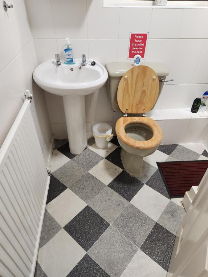 Gatwick Star Night Stay - Gatwick Кролі Екстер'єр фото